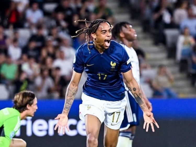 法国边路新星巴尔科拉，能否成为下一个莱奥？