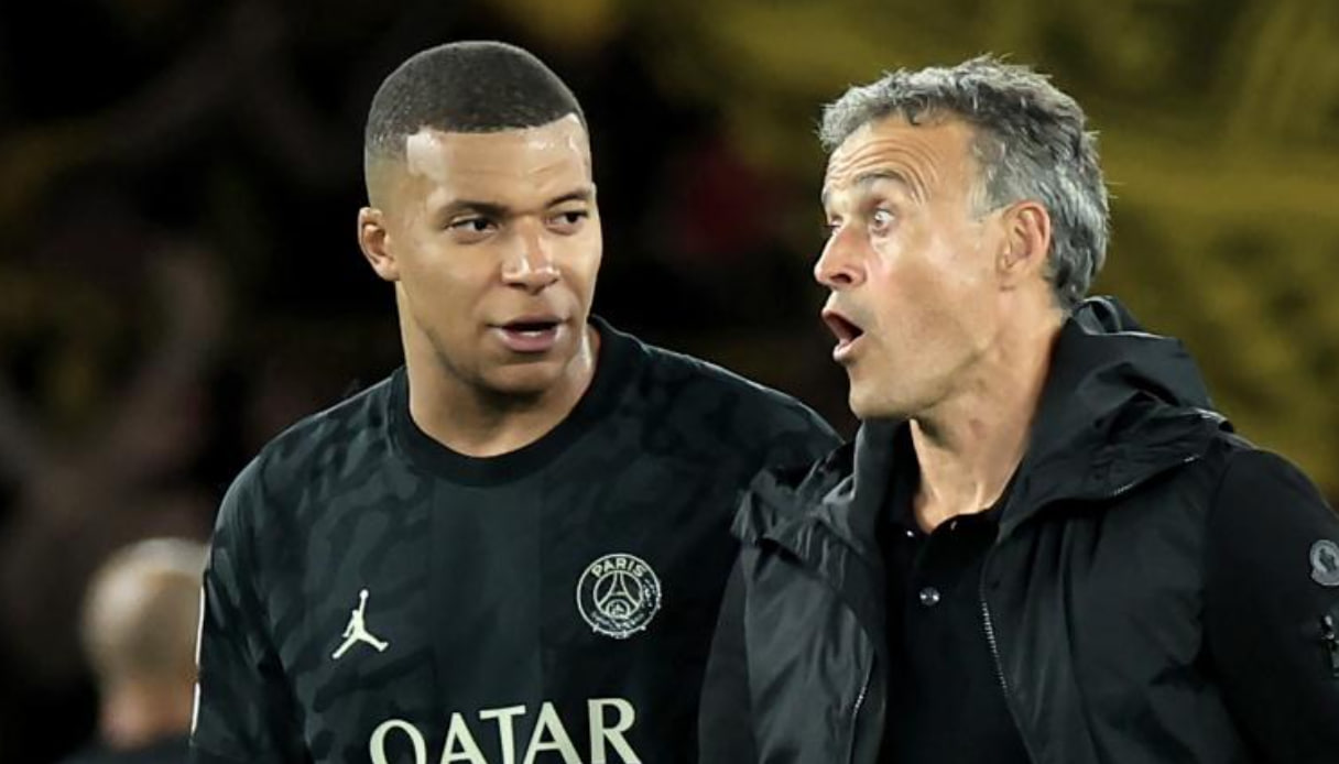 姆巴佩颓势？2022年10月后，首次遭遇连续两场正式比赛下场换人