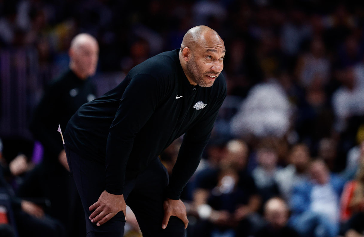 主帅哈姆对湖人防守赞不绝口：队员们展现了真正的勇气和实力