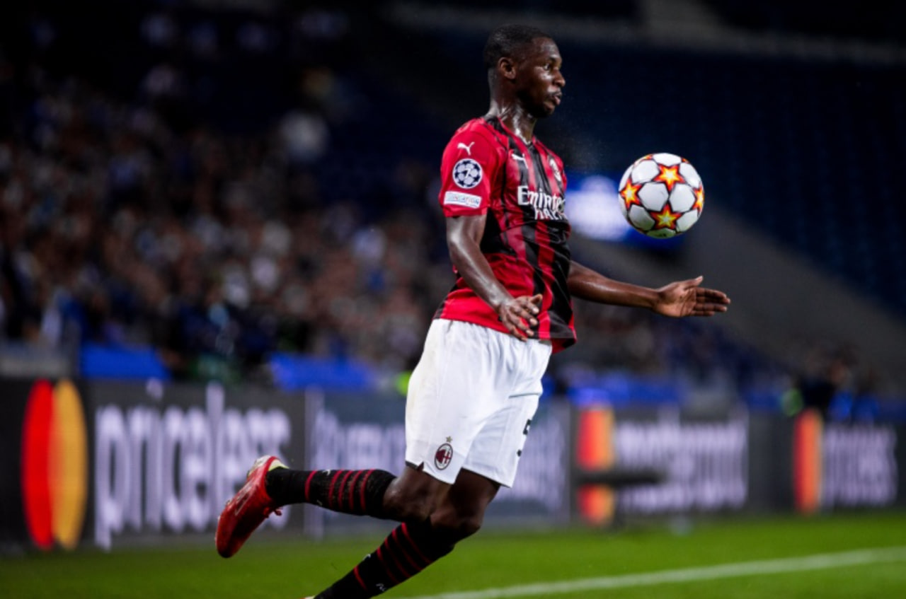 圣埃蒂安梦断：薪资问题致巴洛-图雷转会失败，米兰后卫前途未卜